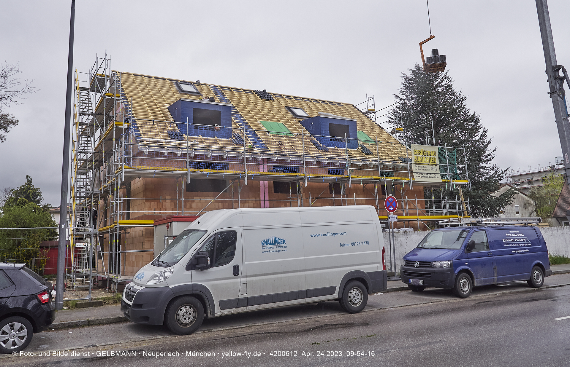 24.04.2023 - Baustelle Niederalmstraße 16 in Neuperlach